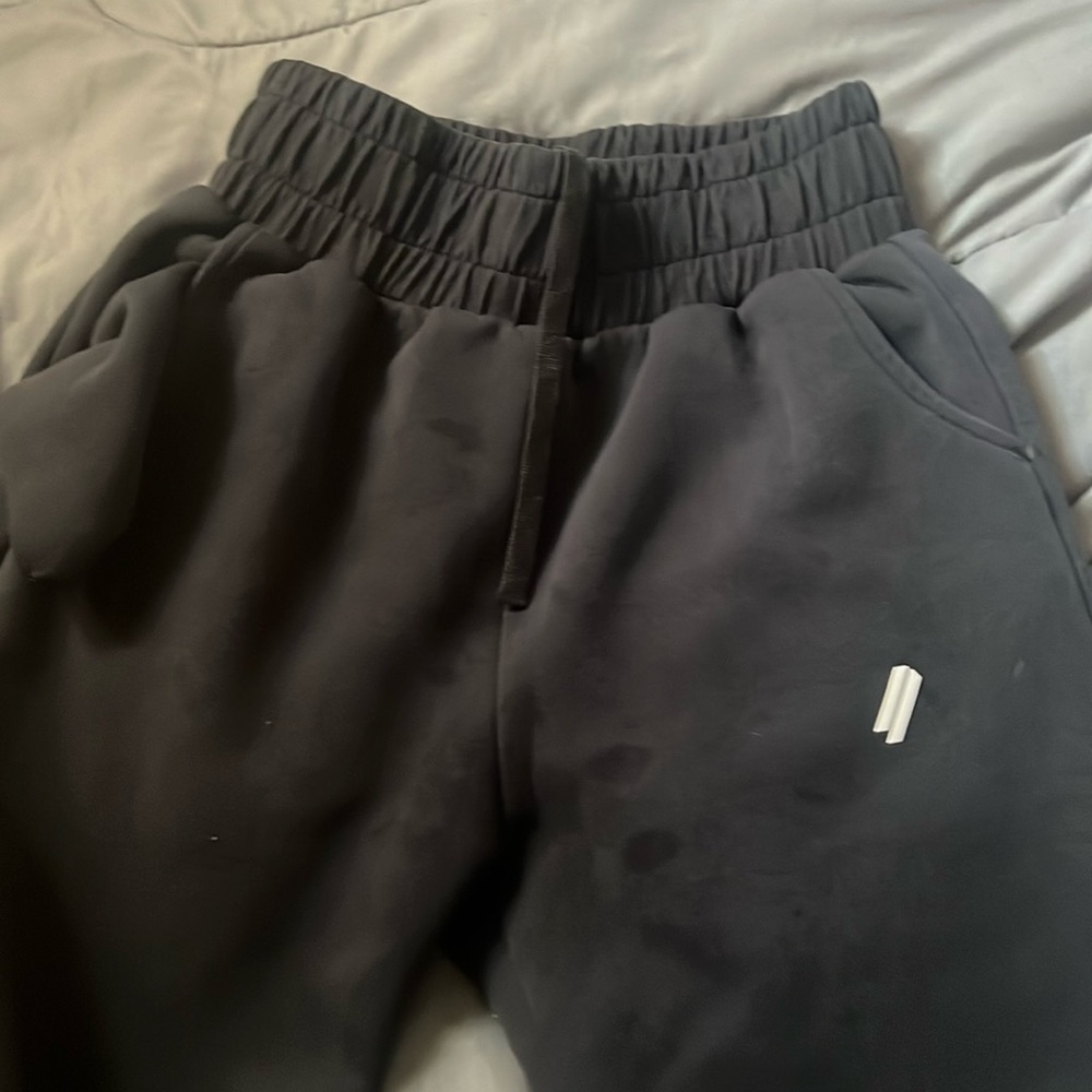 Alphalete Joggers